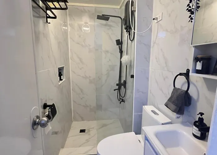 Lucky 7 Suites